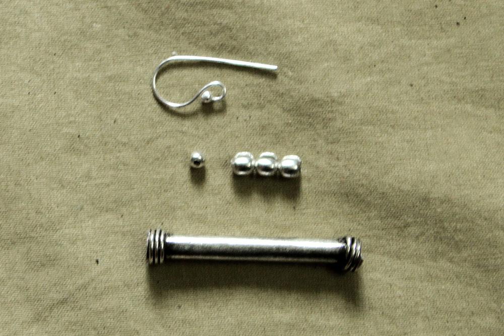 col-sm-4