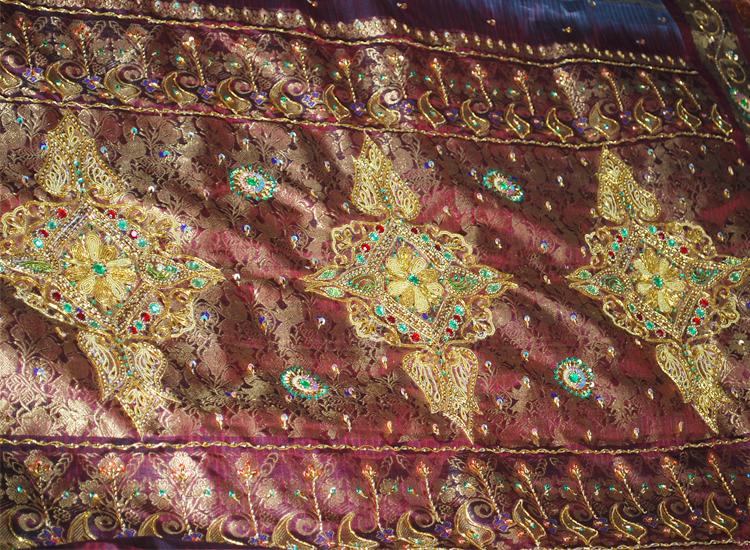 golden textiles medavakkam