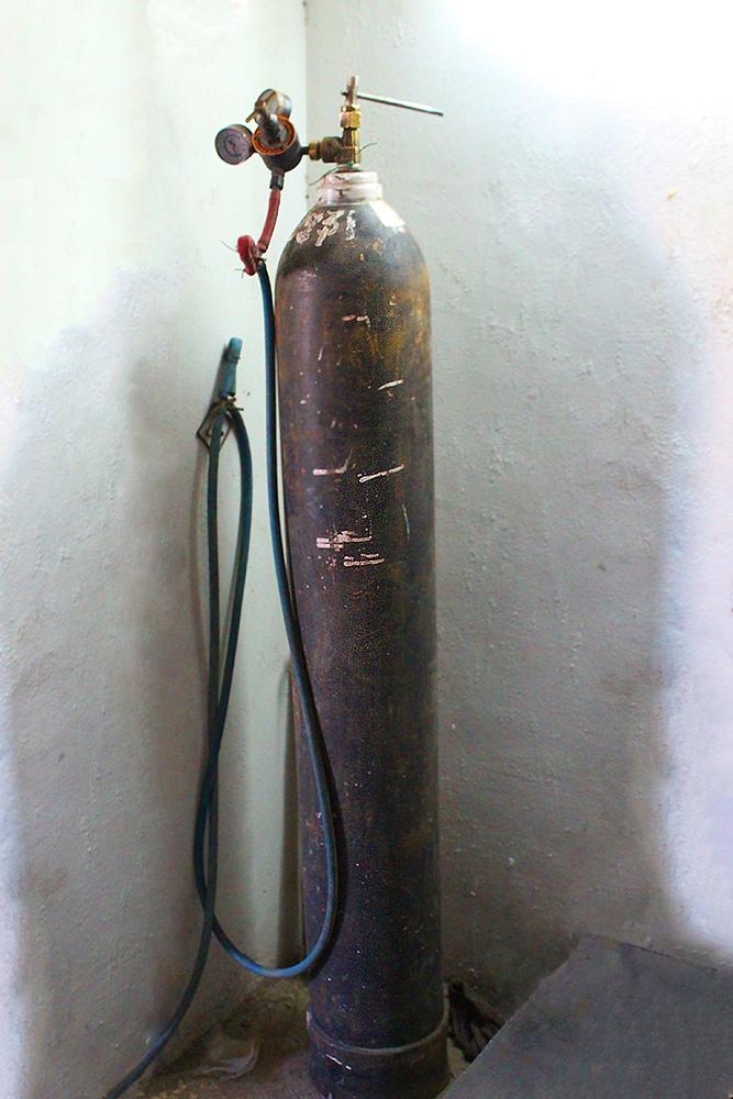 col-sm-4